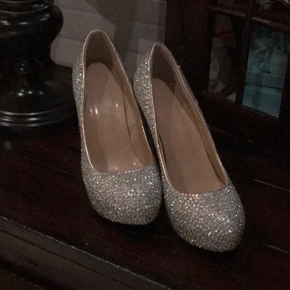 Custom crystal shoes-stunning!💍💋👠💄🍓 - Picture 6 of 7